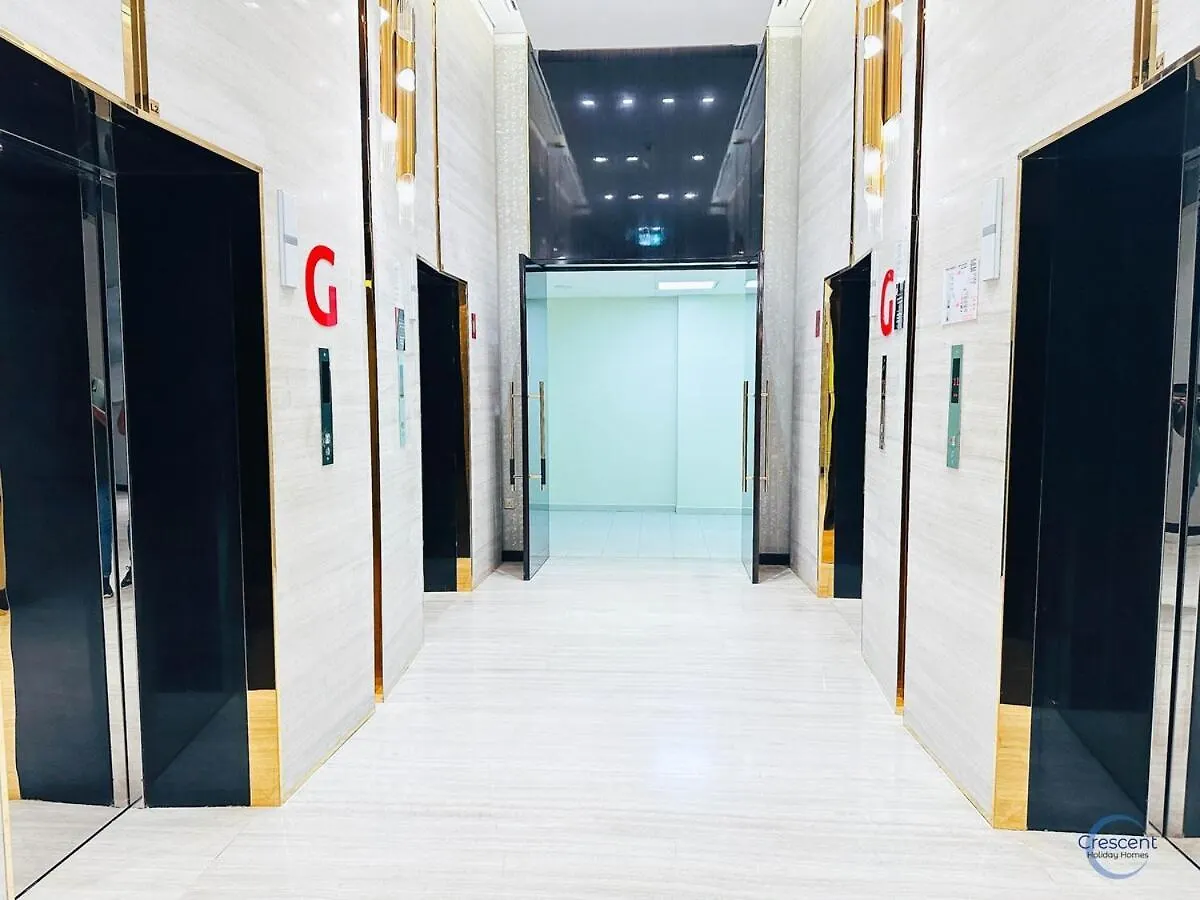 Luxurious Studio In Damac Hills ドバイ アパート