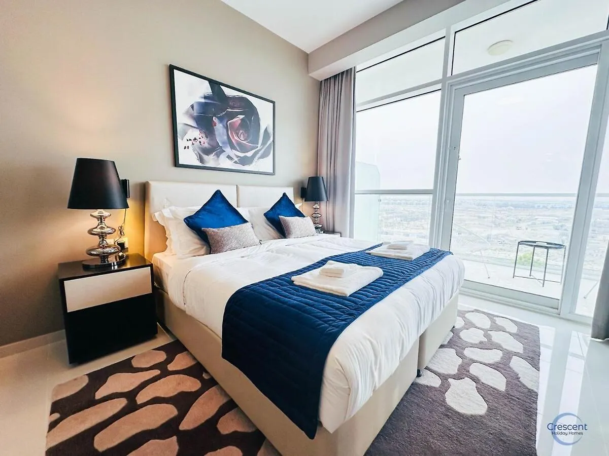 Luxurious Studio In Damac Hills ドバイ アパート