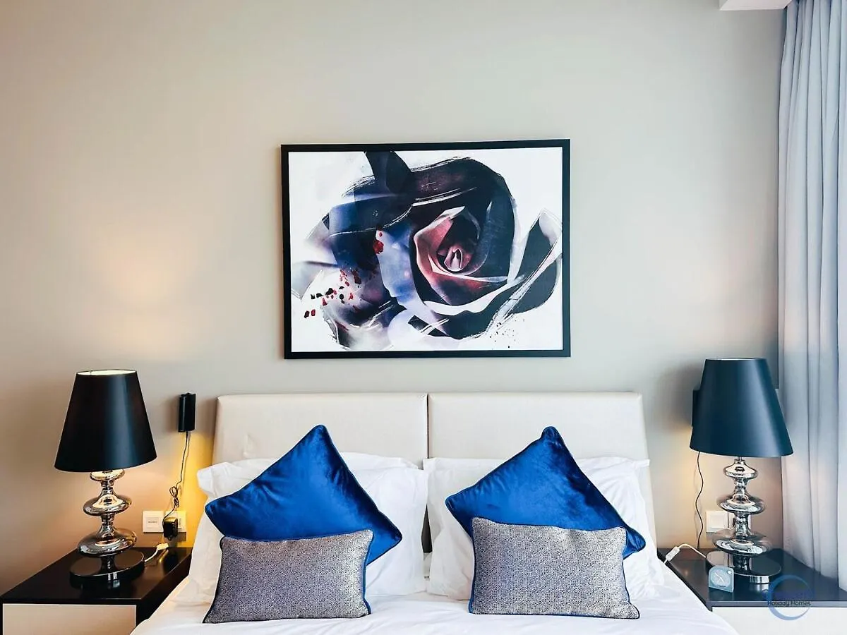 Luxurious Studio In Damac Hills Dubaj